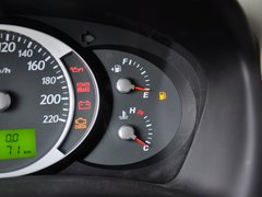 途胜L 2013款 2.0L 手动 两驱时尚型 5座
