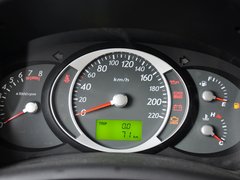 途胜L 2013款 2.0L 手动 两驱时尚型 5座