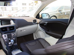 沃尔沃V40 2013款 2.0T 自动 T5智尊版
