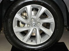风神新S30 2013款 1.6L 手动 进取型