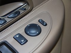 别克GL8 2013款 2.4L LT行政版 7座