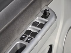 雨燕 2013款 1.5L 自动 运动型