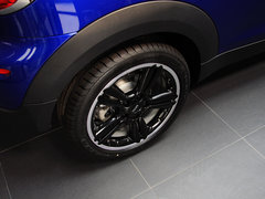 MINI PACEMAN 2013款 1.6L AT COOPER版 4座