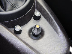 MINI PACEMAN 2013款 1.6L AT COOPER版 4座