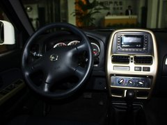 帕拉丁 2013款 2.4L 手动 两驱标准型国V 5座