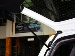 帕拉丁 2013款 2.4L 手动 两驱标准型国V 5座