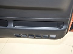 帕拉丁 2013款 2.4L 手动 两驱标准型国V 5座