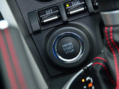 斯巴鲁  2.0L 自动