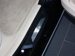 宝马3系 2013款 320Li 2.0T 改款风尚设计套装