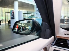 宝马3系 2013款 320Li 2.0T 改款风尚设计套装