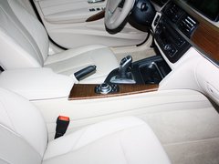 宝马3系 2013款 320Li 2.0T 改款风尚设计套装