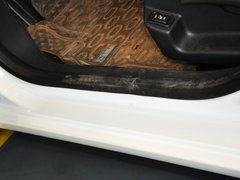 风朗 2013款 2.0L CVT 标准版
