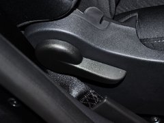 风朗 2013款 2.0L CVT 标准版