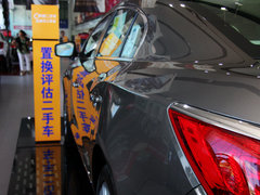 君越 2013款 2.0T SIDI 自动 智享旗舰版