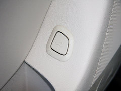 君越 2013款 2.0T SIDI 自动 智享旗舰版
