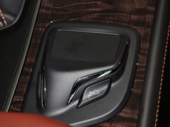 君越 2013款 3.0L SIDI 自动 智享旗舰型