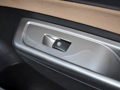 宝骏630 2013款 1.5L 手动 舒适型