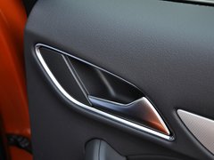奥迪Q3 2013款 2.0T 35 TFSI 舒适型 5座