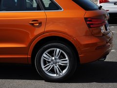 奥迪Q3 2013款 2.0T 35 TFSI 舒适型 5座