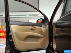 骊威 2013款 1.6L 手动 舒适型