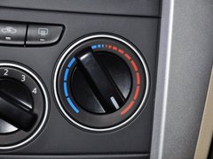 启辰R50 2013款 1.6L 手动 时尚版