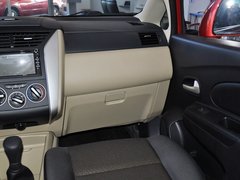 启辰R50 2013款 1.6L 手动 时尚版
