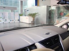 启辰D50 2013款 1.6L 手动 豪华版