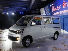 一汽吉林  V80 1.3L 手动 车辆左前45度视角