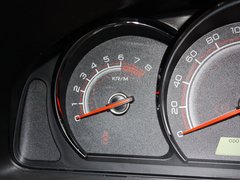 宝骏630 2013款 1.5L 手动 进取型