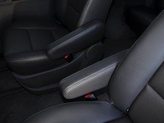 风行CM7 2014款 2.0T 手动 尊贵版 7座