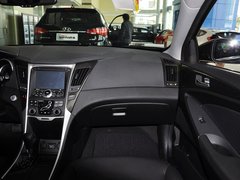 索纳塔八 2013款 2.0L 自动 至尊版