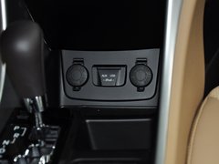 索纳塔八 2013款 2.0L 自动 豪华版