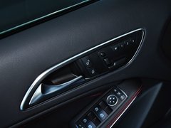 奔驰A级(进口) 2013款 A260 2.0T DCT 运动型