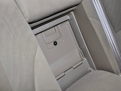 凯美瑞 2013款 200E 2.0L 经典精英版