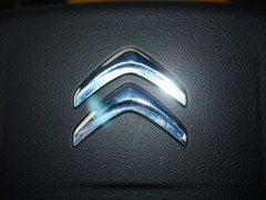世嘉 2013款 两厢 1.6L 手动 乐尚型