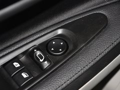 世嘉 2013款 两厢 1.6L 自动 乐尚型