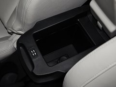 世嘉 2013款 三厢 1.6L 自动 品享型