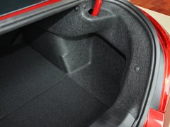 标致308 2013款 1.6L MT 优尚型