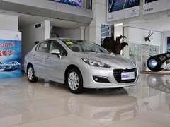 东风标致  1.6L AT 车辆右侧45度角