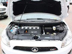 长城  1.5T 手动 发动机局部特写