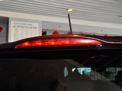 路帝 2014款 2.0T 自动 两驱精英导航版 7座