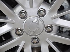 路帝 2014款 2.0T 自动 两驱精英导航版 7座