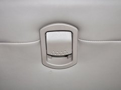路帝 2014款 2.0T 自动 两驱精英导航版 7座