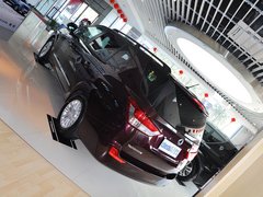 路帝 2014款 2.0T 自动 两驱精英导航版 7座