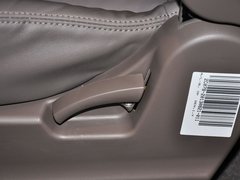 路帝 2014款 2.0T 自动 两驱精英导航版 7座