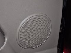路帝 2014款 2.0T 自动 两驱精英导航版 7座