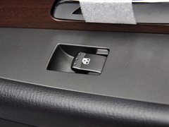雷斯特W 2014款 2.7T 自动 四驱豪华导航版 5座