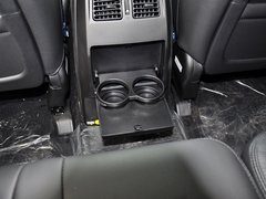 雷斯特W 2014款 2.7T 自动 四驱豪华导航版 5座