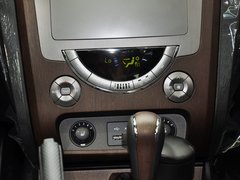 雷斯特W 2014款 2.7T 自动 四驱豪华导航版 5座
