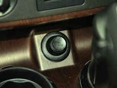 雷斯特W 2014款 2.7T 自动 四驱豪华导航版 5座